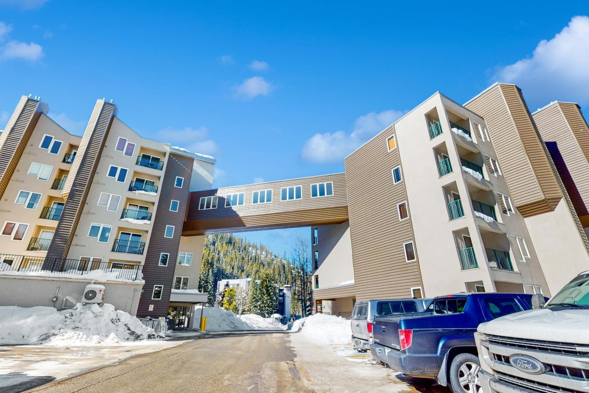 Iron Horse Studio Retreat Hotel Winter Park Exterior photo